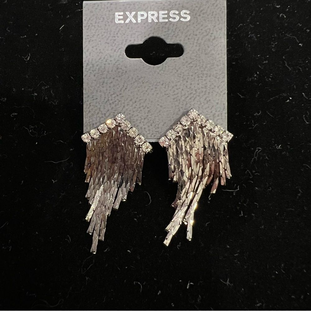 NWT Express rhinestone with gunmetal tassel/fringe earrings